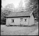 Uthus vid hembygdsgården. Gräfsnäs