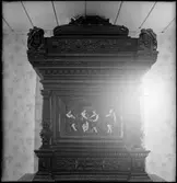 Vänersnäs, Stora Lund. Kakelugn.