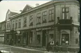 Kv. Guldsmeden 15, Storgatan 18 - Dotorpsgatan 1, 1957. Revs samma år. 
