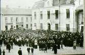Stora torget, demonstration 1917/18, möjligen livsmedelsdemonstration.
