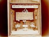 Örebro Ortens Mejeriföreningsaffär.Svenska ostveckan 1929, skyltfönster med ostreklam.