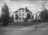 Två och en halvvånings bostadshus med frontespis, Lutherska Missionsförbundets ålderdomshem.