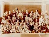 Engelbrektsskolan, klassrumsinteriör, 39 skolflickor med lärarinna fru Herta Nessén, sal 21.