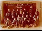 Engelbrektsskolan, klassrumsinteriör, 23 pojkar med överlärare Hen. F. Kuhlin, klass 6D, sal 1.