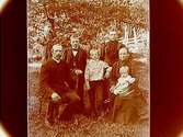 Familjegrupp 6 personer.Aug. Jonsson