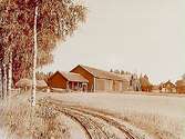 Resta utgård, en och en halvvånings bostadshus och ekonomibyggnader.Otto Eriksson