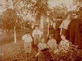 Familjen, 10 personer.Sam Lindskogs privata bilder.