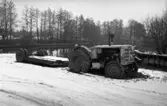 Vem har tappat en traktor? 26 november 1966
Vid Svartån/Bygärdesbäcken