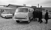 Bilutställning ryska bilar 18 april 1967