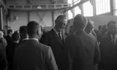 Åbyverkets invigning 12 maj 1965.

Herrar samtalar.