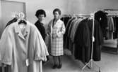 Ny klänningsaffär, 21 mars 1966

Damekipering