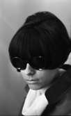 Sommarens glasögon
16 maj 1966
