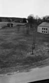 Nytt radiohus, 18 mars 1967

Tomt för nytt radiohus, på bilden syns Almby församlingshem till höger.