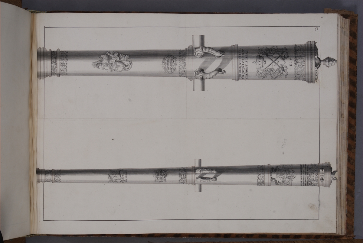 Kjell Hedberg, Avbildning föreställande eldrör tagna som troféer av den svenska armén med fästningen Kokenhusen 11 juli 1701. Ingår i volym med avbildade kanontroféer tagna åren 1700-1702.