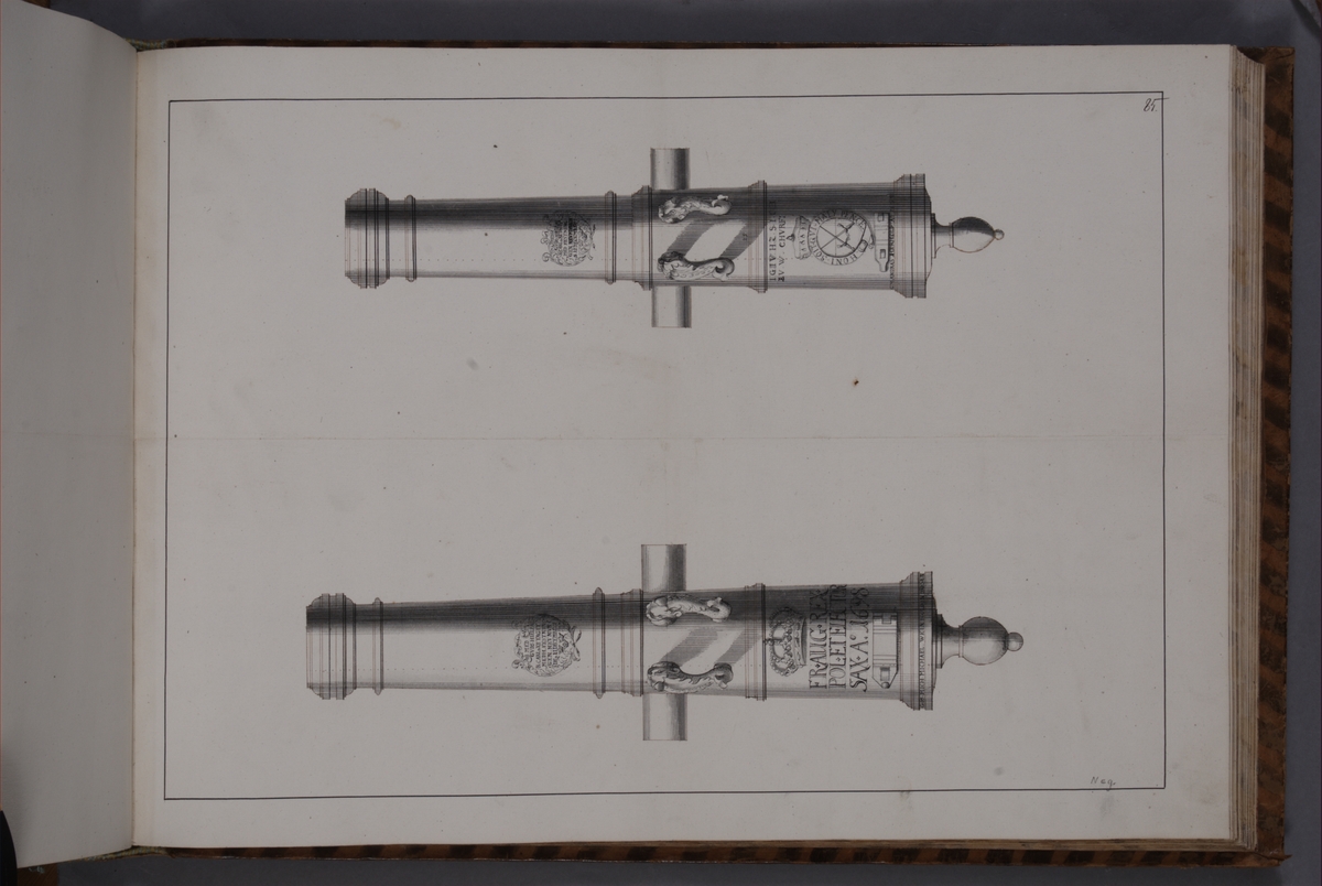 Kjell Hedberg, Avbildning föreställande eldrör tagna som troféer av den svenska armén med fästningen Neumünde den 11 december 1701. Ingår i volym med avbildade kanontroféer tagna åren 1700-1702.