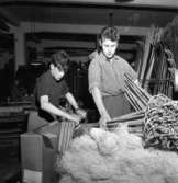 Br. Sandströms skidfabrik, Lindesberg.
Bildsidan.
2 december 1954.