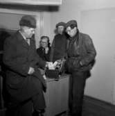 Bilvurpa i Mällösa (Mellösa).
25 januari 1955