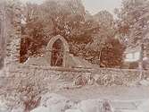 Riseberga klosterruin, kyrkan från söder, före festen 1930.