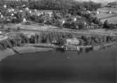 Flygfoto över Östansjö, badet.
Bilden tagen för vykort.