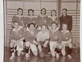 Handboll, Idrottshuset 1950.
C.V. korplag.
Fr.v Gösta Söderling, Åke Rotzius, Sune Rundlöf
Arne Österberg, lagl:Gösta Andersson.
Nedre: Gösta Lindh, Olle 'Mulle' Hagelin, Göte
Edgren, Stig Kjellin, Bengt Kihlgård.