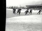 Bandy. ÖSK-AIK, situationsbilder.