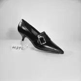 En sko.
Oscaria Skofabrik.