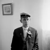 En student.
Ola Åhléns studentexamen.