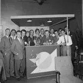 Interiör, gruppbild.
Wigrell & Co.