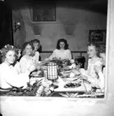 Varuhuset Härolds Luciafest på restaurang Drotten.