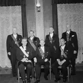 Svarta Örns ordens styrande råd, interiör, sju män.