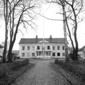Kopparbergs prästgård, tvåvånings byggnad.
Wigrell & Co.