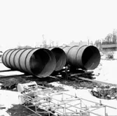 Vretstorpsverken, rör och fabriksbyggnader.