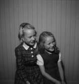 Två flickor.Janssons flickor.