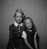 Två flickor.Janssons flickor.