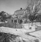 Bostadshus och garage.
Byggnadsnämnden.