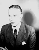 En ung man, bröstbild.
Bengt Ekelund