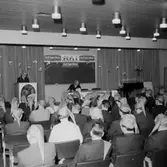 Julfest på restaurang Stortorget, interiör, grupp.