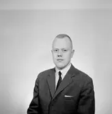 En man, bröstbild.
Örebro Sparbank.