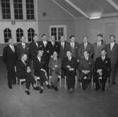 Rumsinteriör, grupp 16 män.UB, 30-årsjubileum.