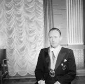 Svarta Örns ordens styrande råd, interiör, en man.