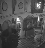 Örebro läns museum, kyrkliga avdelningen. Interiör av kyrksalen.
1 februari 1939.