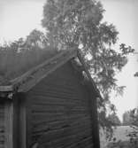 Siggebohyttans bergsmansgård, exteriör.
22 augusti 1943.