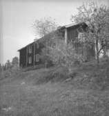 Skåln, bostadshus.
27 maj 1947