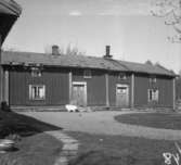 Östa, bostadshus.
26 april 1948.