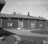 Östa, bostadshus.
26 april 1948.