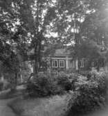 Bostadshus.
14 juli 1953.