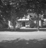 Bostadshus. Kristinavägen 39, Lindesberg.
juli - augusti 1955.