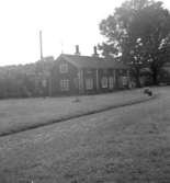 Bostadshus.
27 juni 1958.