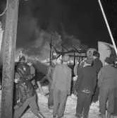 Brandsläckning, branden i pappersmagasinet i Ställdalen (februari 1956).