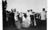 Midsommardansen vid Sannahed 1890-tal.